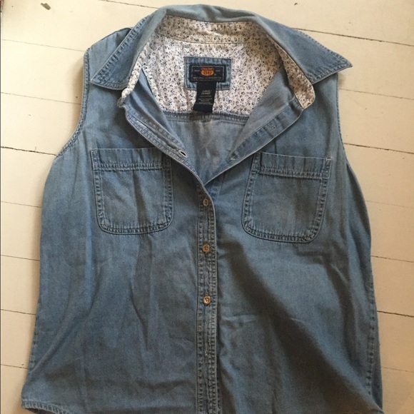 DENIM BUTTON DOWN TANK - Picture 3 of 4